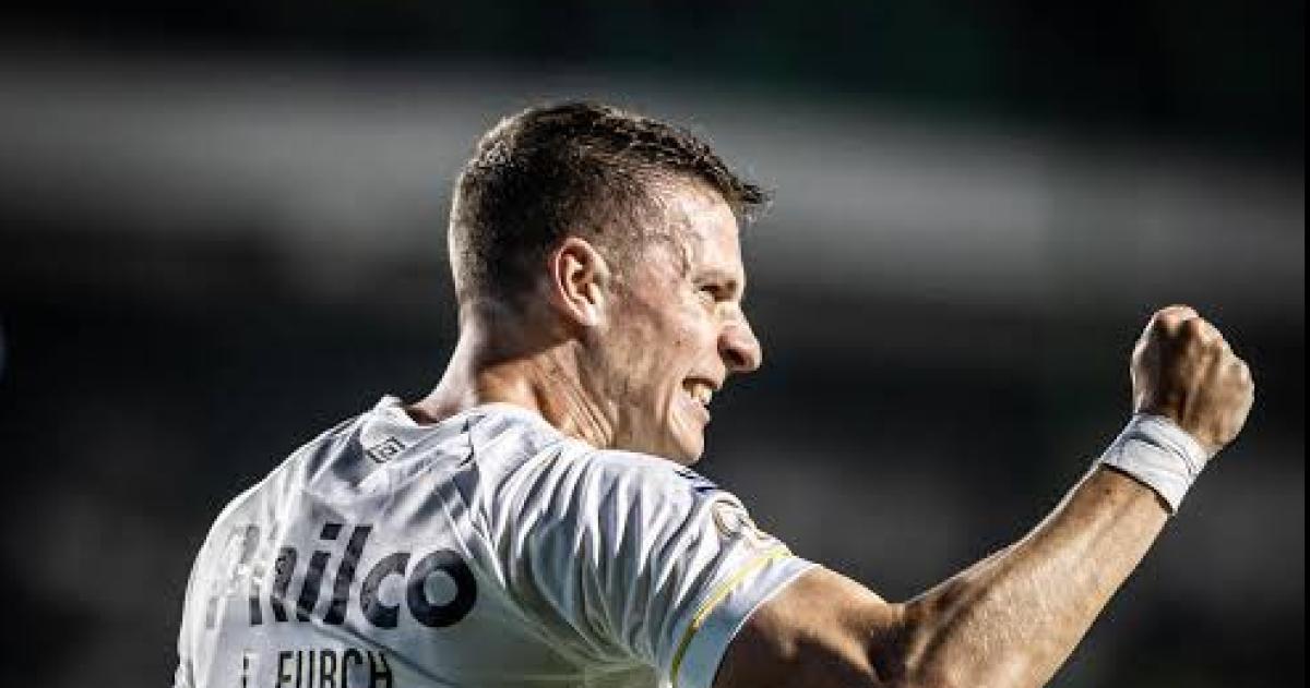 Expectativa por la vuelta de Julio Furch al f�tbol culturalista