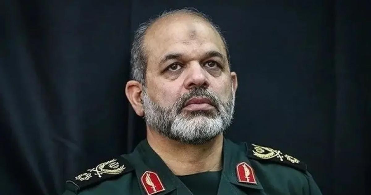  Tras la muerte de la c�pula militar en los recientes ataques Teher�n nombró a un general buscado por Interpol