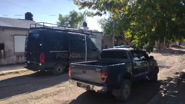 Tensioacuten en el Plan 3000- fuerte despliegue policial por una exclusioacuten de hogar