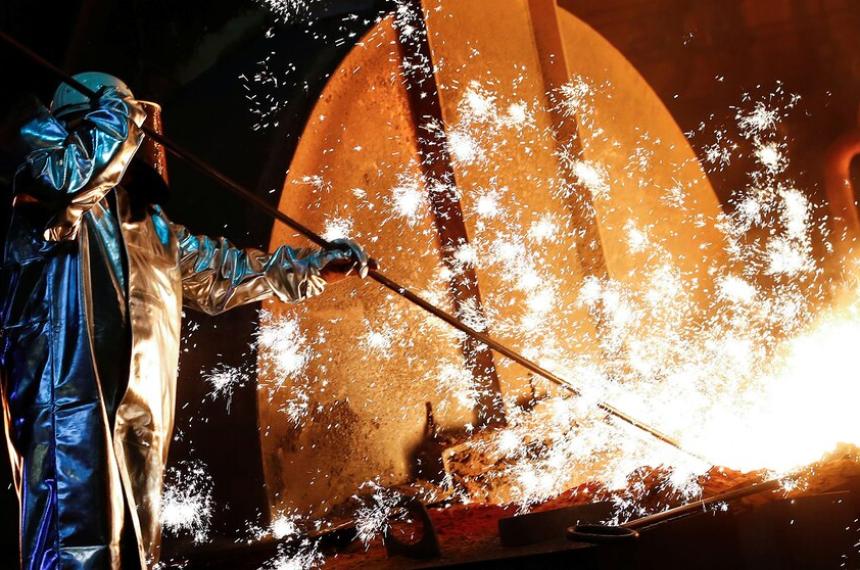 El 547-en-porciento- de las empresas reportó disminuciones en ventas internas por la débil demanda