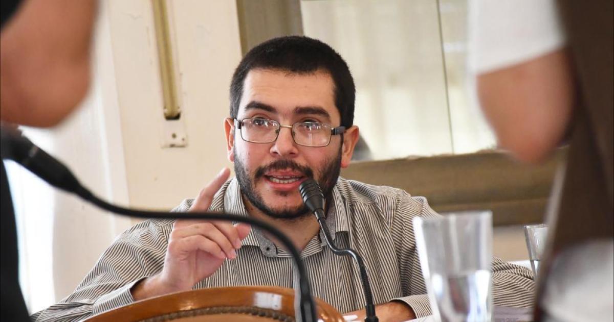 Camargo cuestionoacute a di Naacutepoli porque dio un discurso de campantildea