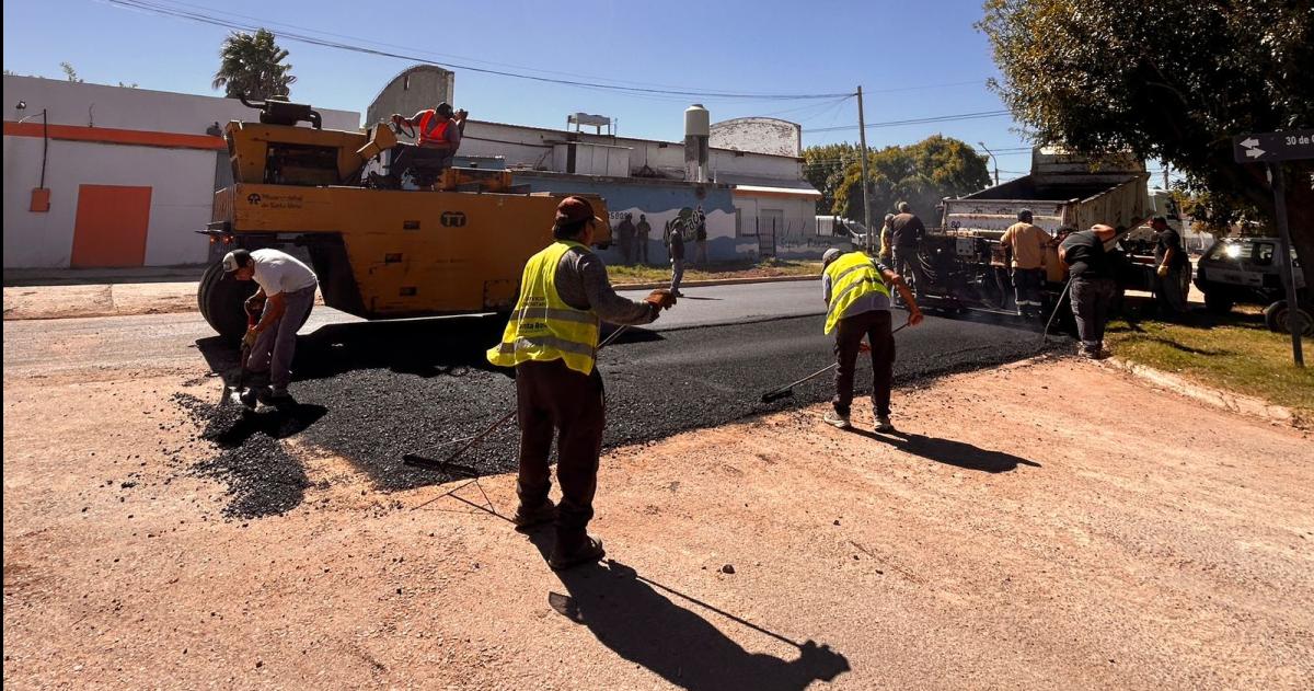 El ex-barrio Peñi Ruca tendr� la totalidad de sus calles asfaltadas Una plaza recordar� al ex-gobernador Aquiles Regazzoli