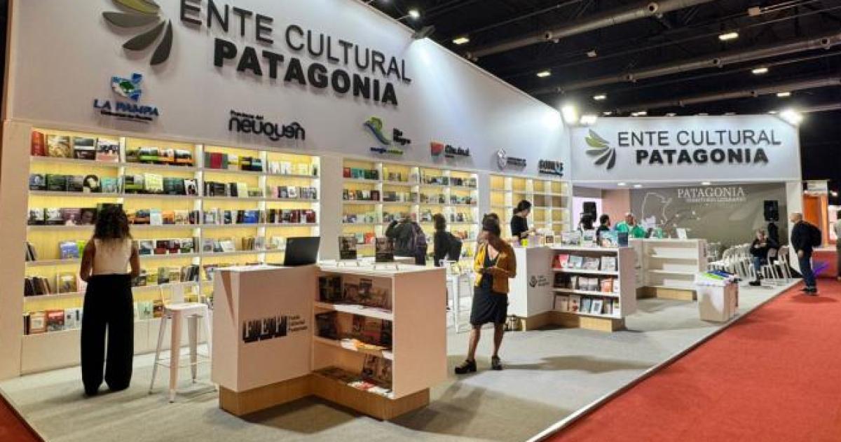 Convocan a escritores para la Feria del Libro