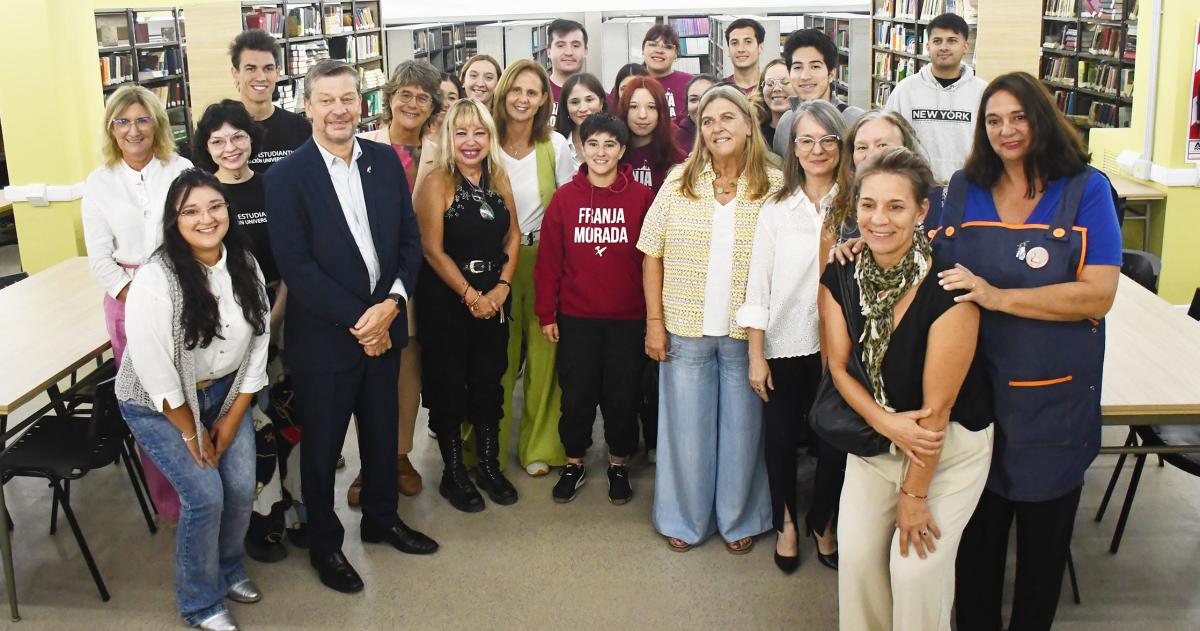 Reabrieron la Biblioteca Central de la UNLPam tras obras de refaccioacuten