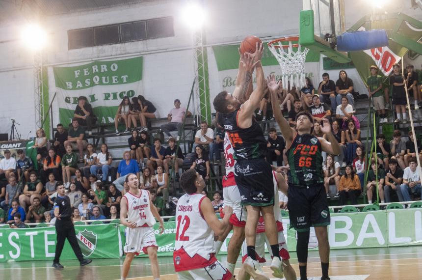 Ferro fue muy superior y festejoacute en casa