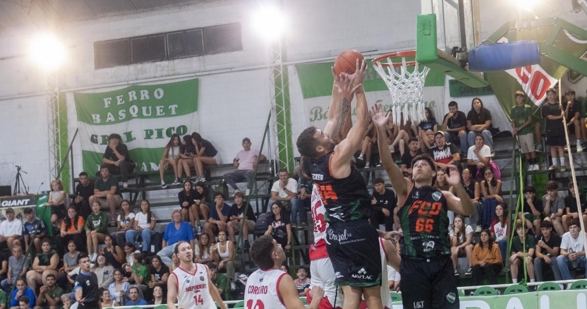 Ferro fue muy superior y festejoacute en casa