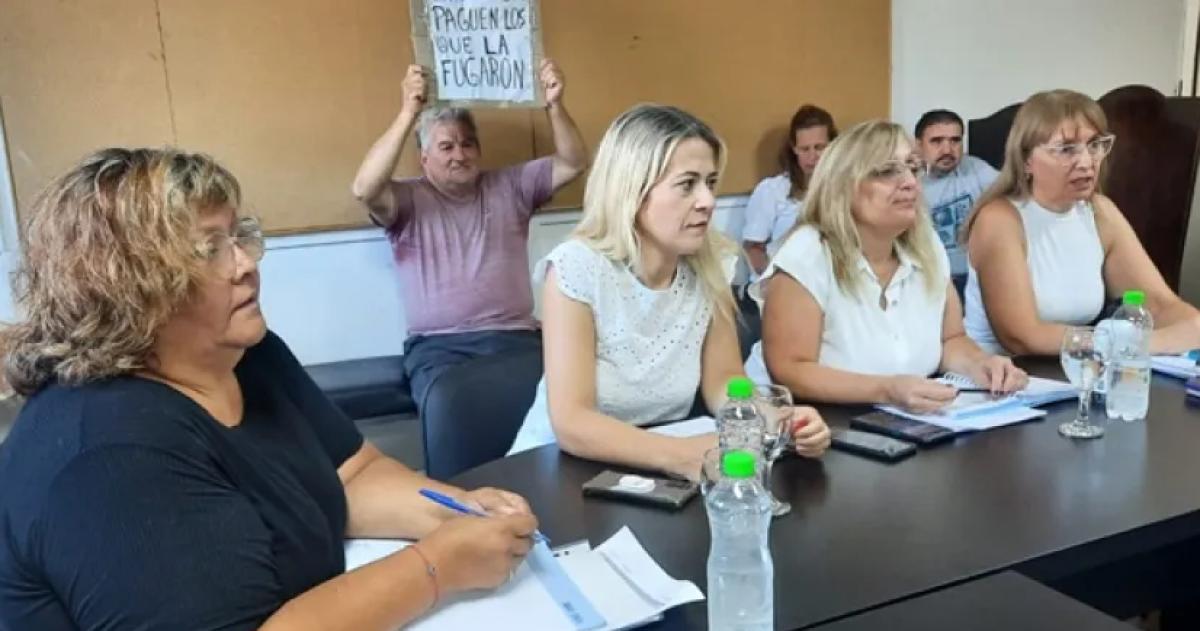 La declaración llega luego de haber cerrado la mesa salarial y convocado a un paro