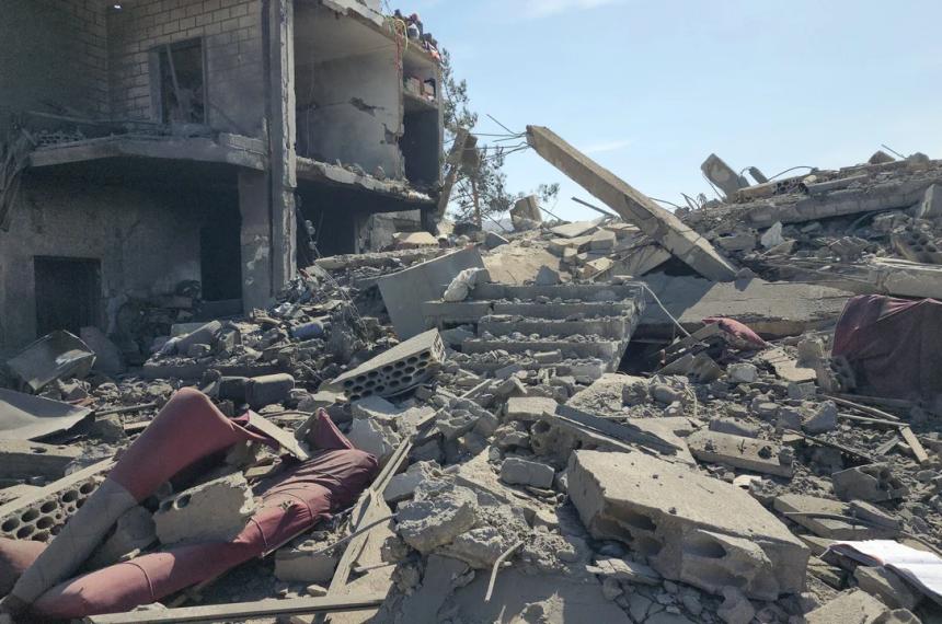 Ir�n lanzó nuevos misiles contra Tel Aviv y Abu Dabi