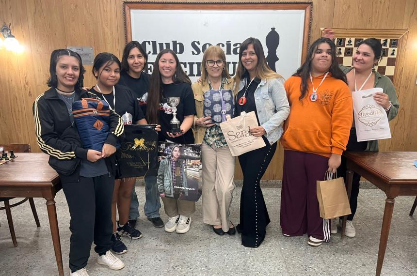 Rociacuteo Olguiacuten ganoacute el torneo de mujeres