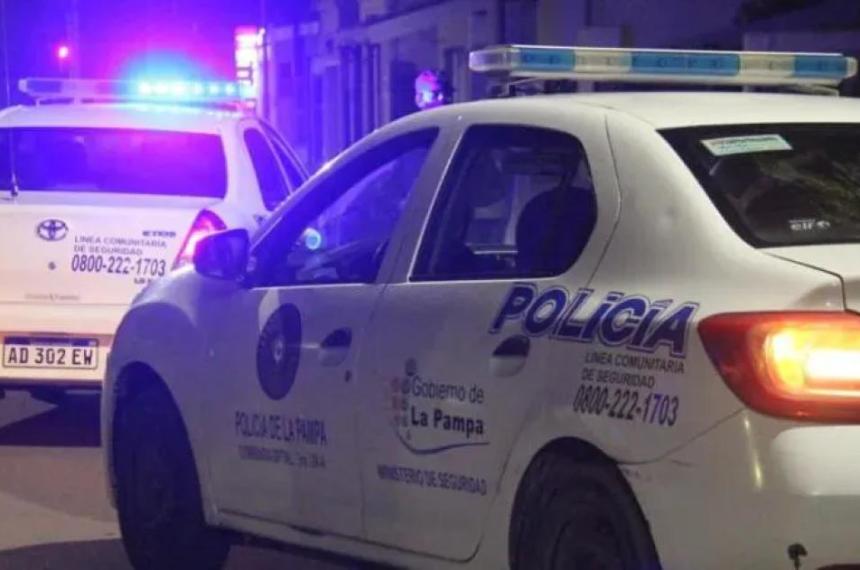 Fue aprehendida por la policía cuando a�n empuñaba el arma