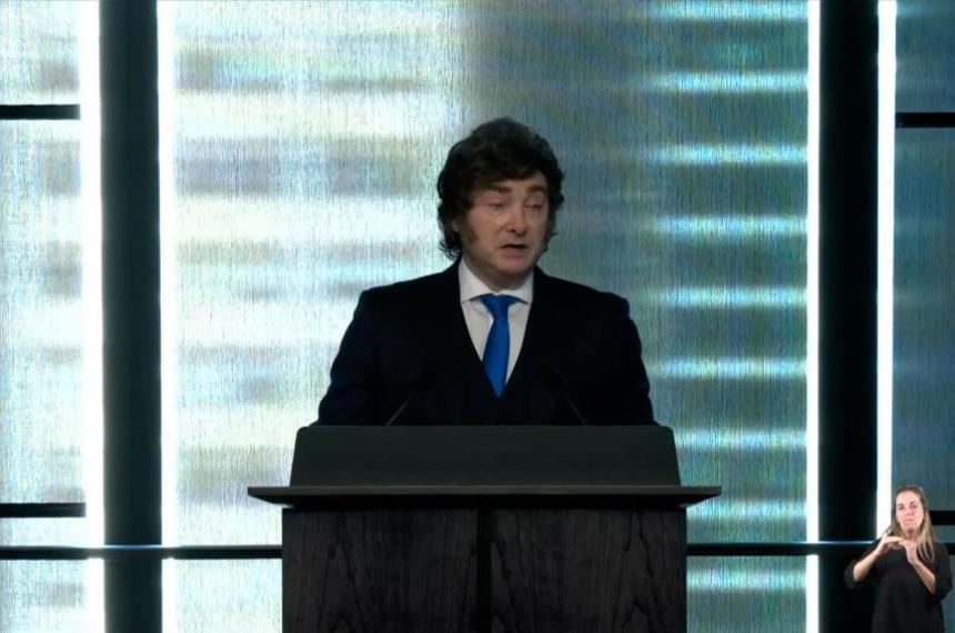Milei cruzoacute a empresarios y agitoacute la poleacutemica en Nueva York- Los que defienden la industria nacional son unos chorros