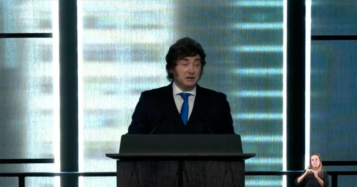 Milei cruzoacute a empresarios y agitoacute la poleacutemica en Nueva York- Los que defienden la industria nacional son unos chorros