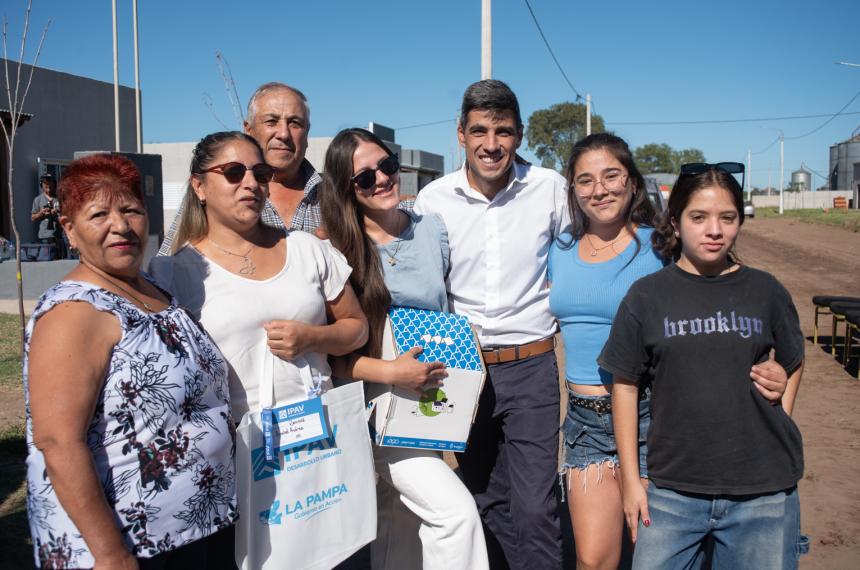 Feito anuncioacute que no buscaraacute la reeleccioacuten y se retiraraacute de la poliacutetica