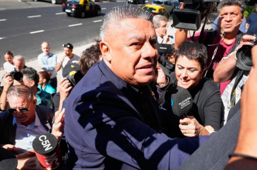 Tapia declaroacute por la causa millonaria de evasioacuten y lanzoacute un mensaje tras salir de tribunales