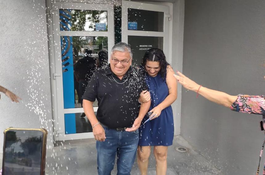 Casamientos del viernes 6 de marzo por la mantildeana en Santa Rosa 