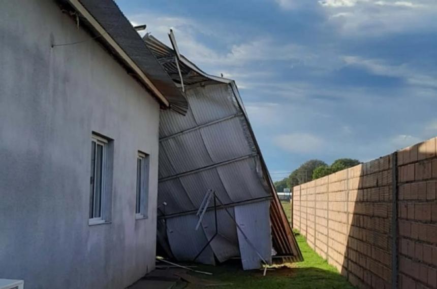 Hubo varias viviendas afectadas por el viento