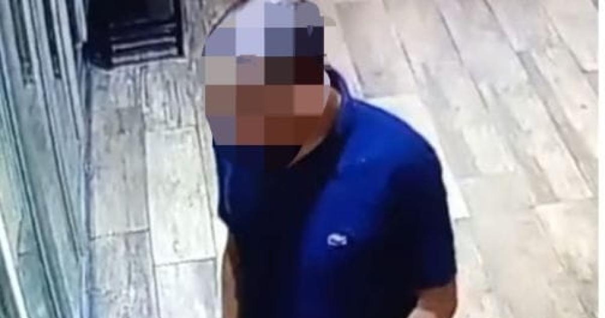 Cayoacute por repetir el outfit- lo detuvieron por robar en una Axion con la misma ropa