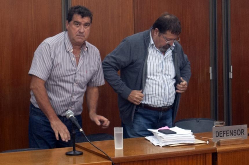 Fiscalía y querella pidieron penas de cumplimiento efectivo para Carlos Arrigone (de camisa)