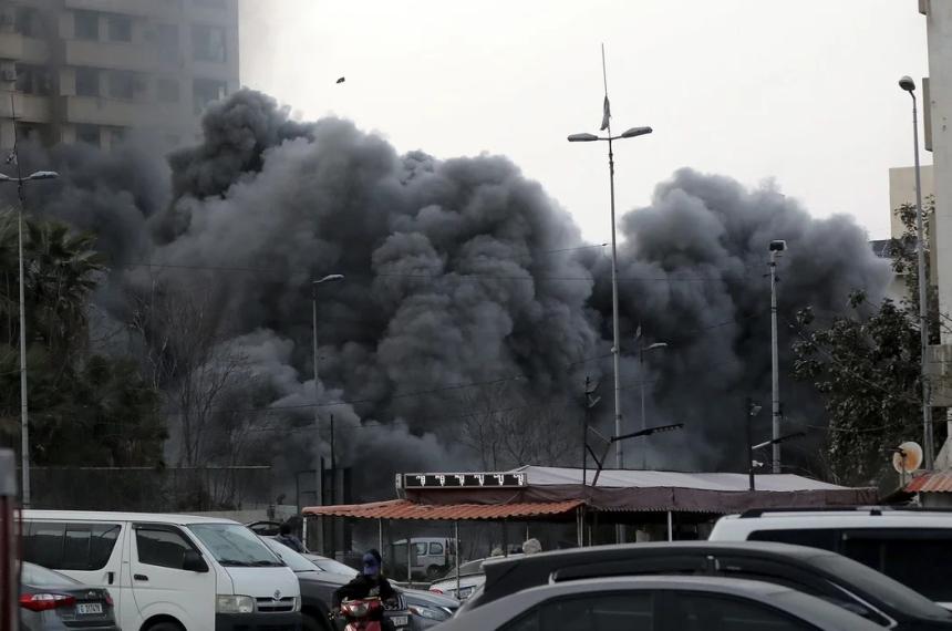 Ascienden a 826 los muertos en los ataques israelíes en Líbano