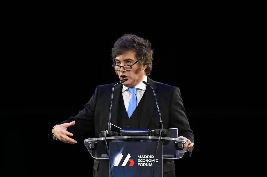 Javier Milei presidente de Argentina participa activamente en el Madrid Economic Forum ofreciendo una intervención sobre economía y política