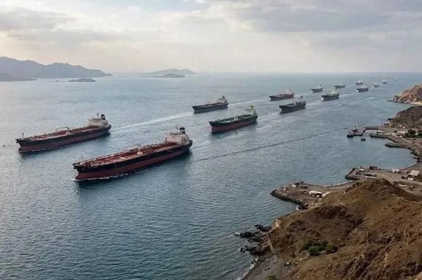  Trump lanzó una dura advertencia a los aliados que no colaboren en la región