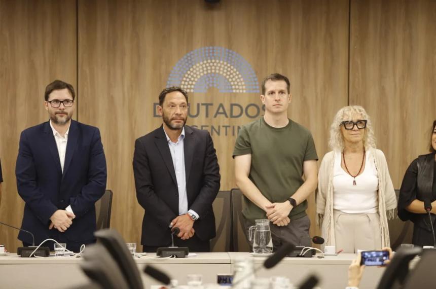 La Comisión Libra con Ferraro a la cabeza