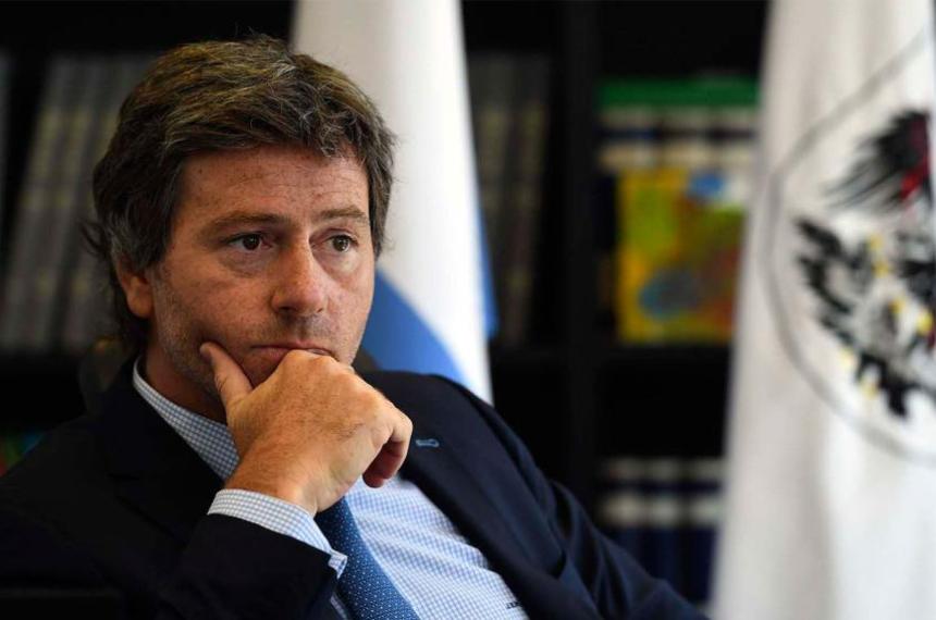 Mahiques rompe el silencio por el escaacutendalo LIBRA y sale a blindar a Milei