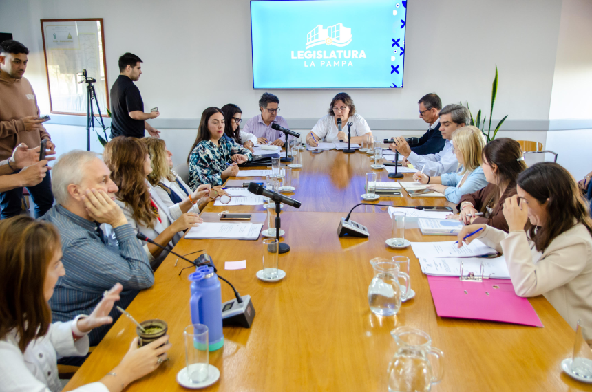 Varios dictaacutemenes en Legislacioacuten General