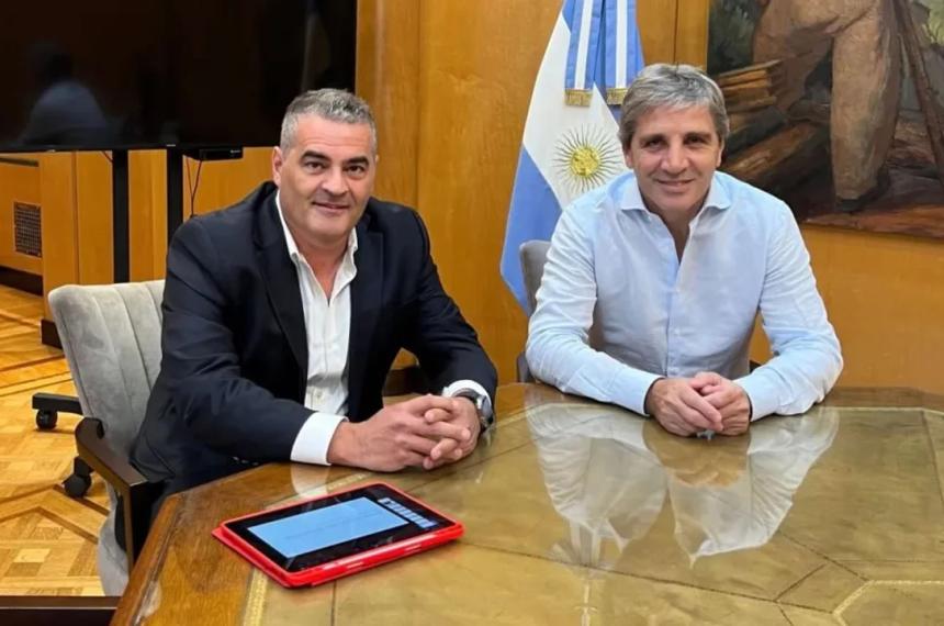 Fernando Bearzi junto a Caputo