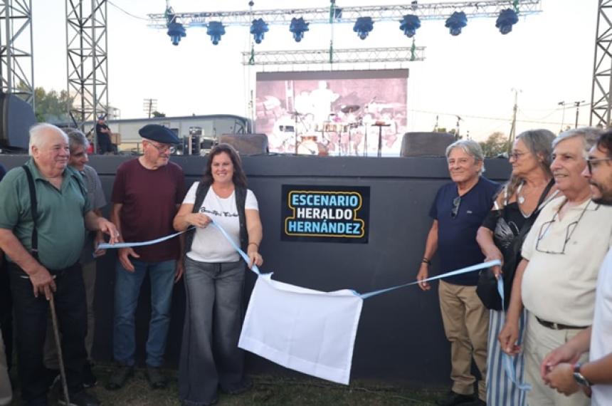 Homenajearon a Heraldo Hernaacutendez en General Pico