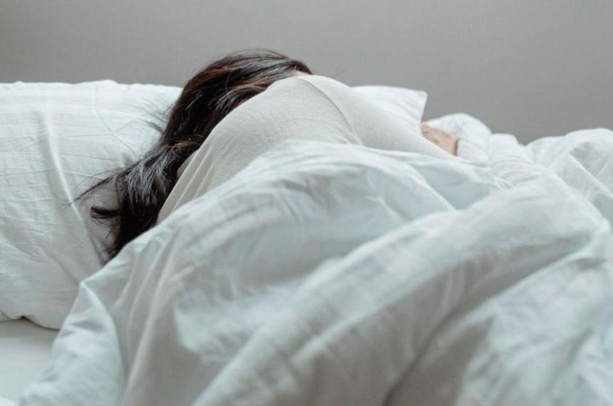 Dormir mal no es casualidad- por queacute las mujeres estaacuten pagando el costo invisible del descanso