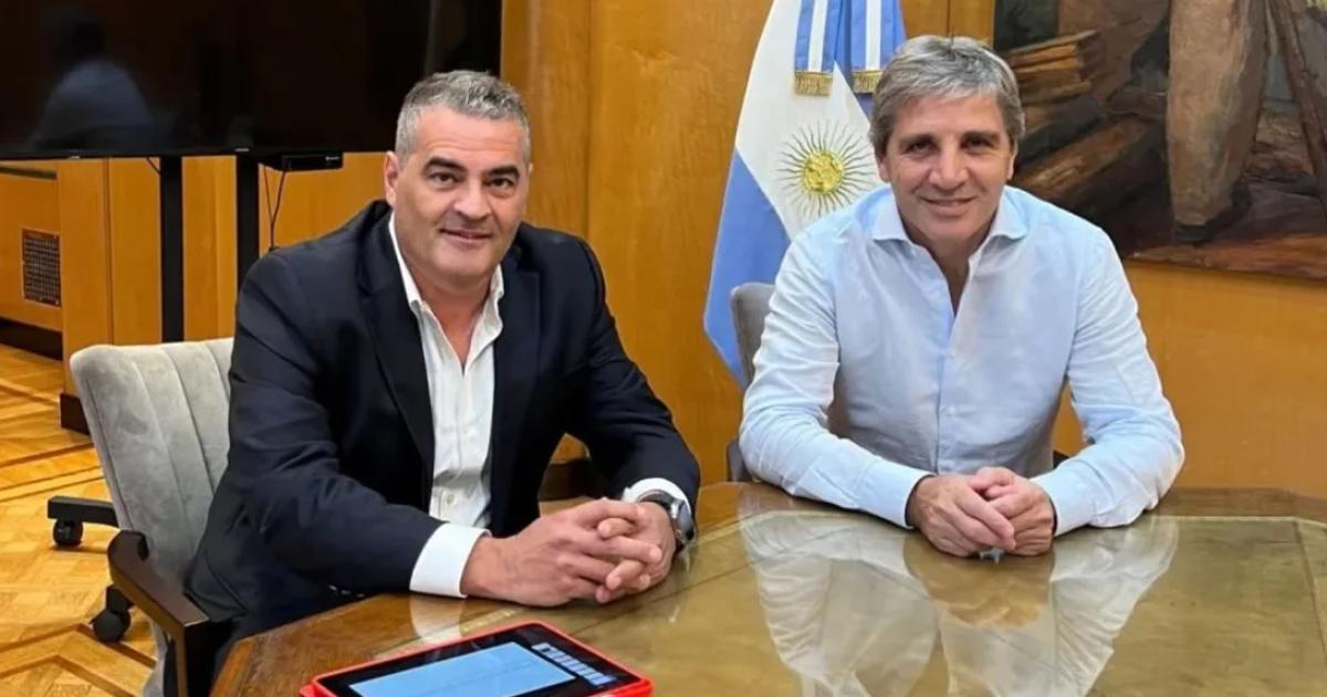 Fernando Bearzi junto a Caputo