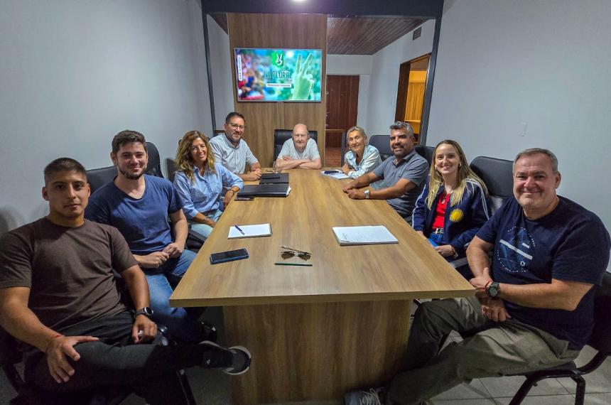 Verna en Santa Rosa- visita sorpresa chequeos meacutedicos y un mensaje poliacutetico