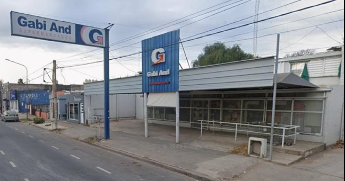 Los empleados del supermercado descubrieron al ladrón