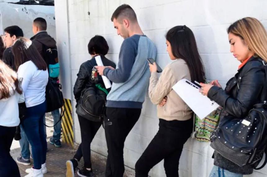 Hay 14 mil pampeanos (el 195-en-porciento- de la población activa) que son ocupados demandantes