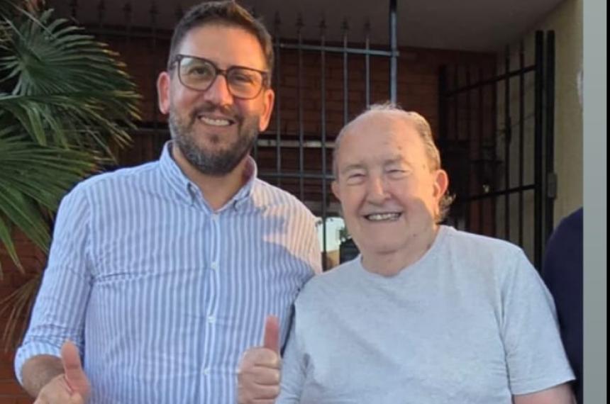 Hern�n Pérez Araujo con Verna en la Casa Plural