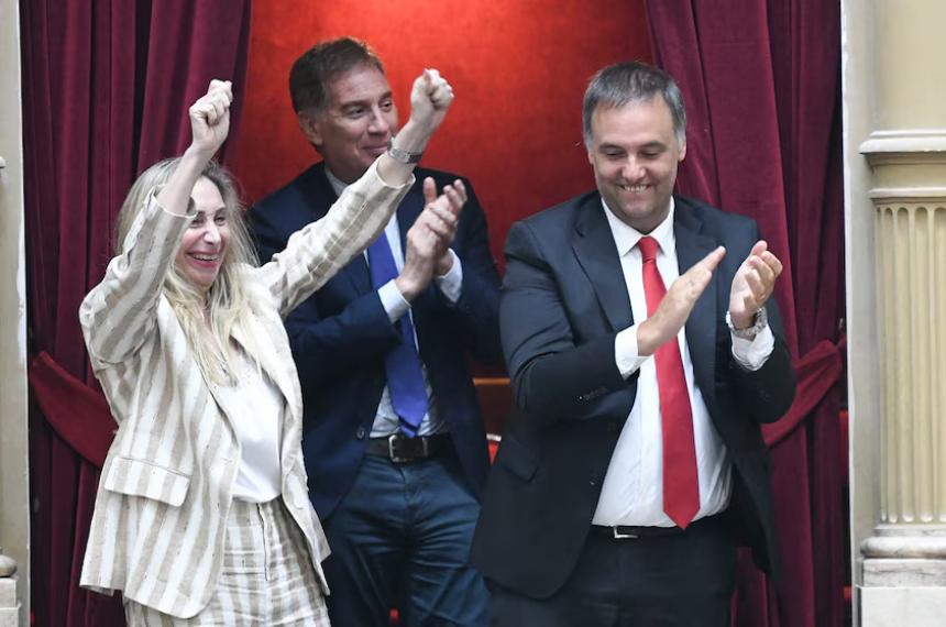 Karina Milei Diego Santilli y Manuel Adorni