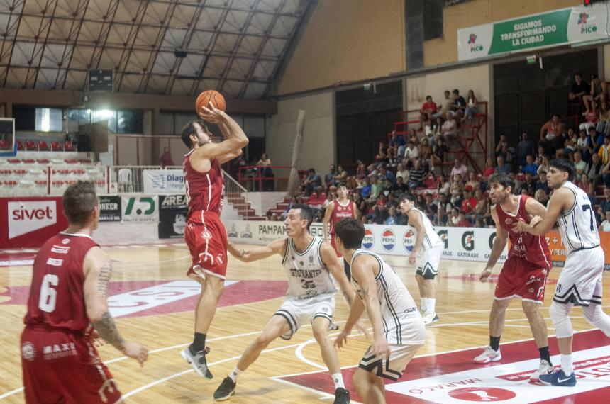El Rojo sumó su tercera victoria en cadena en el campeonato