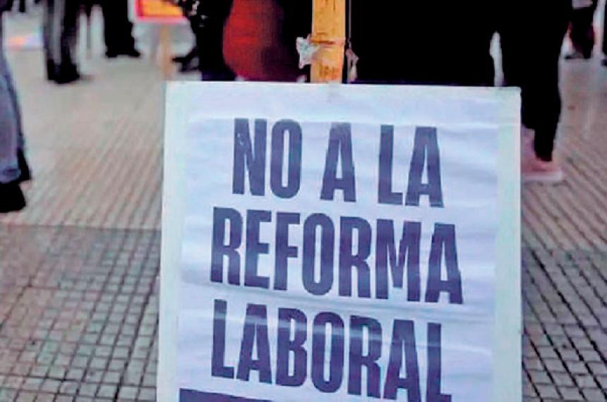 Colegio de Abogados de La Pampa pide frenar parte de la reforma laboral