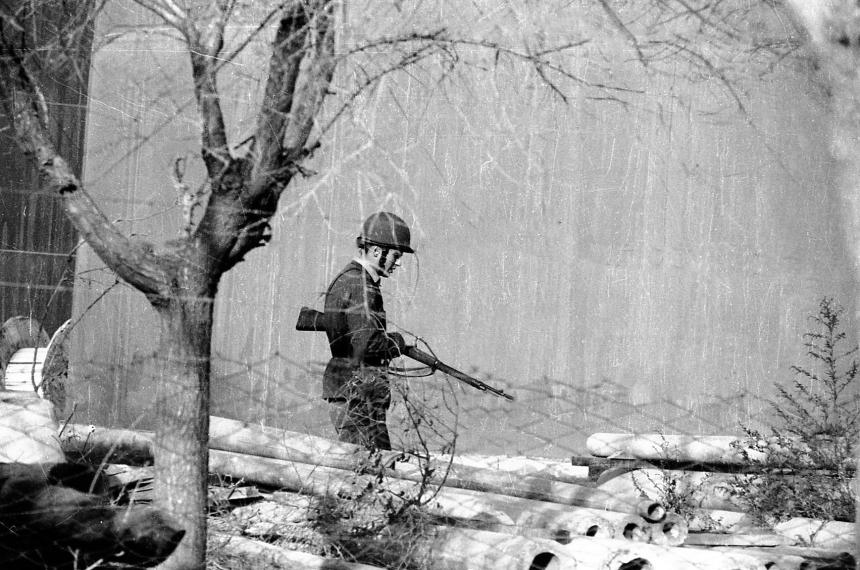 Foto de Eduardo Pérez para el diario La Capital del mismo 24 marzo de 1976
