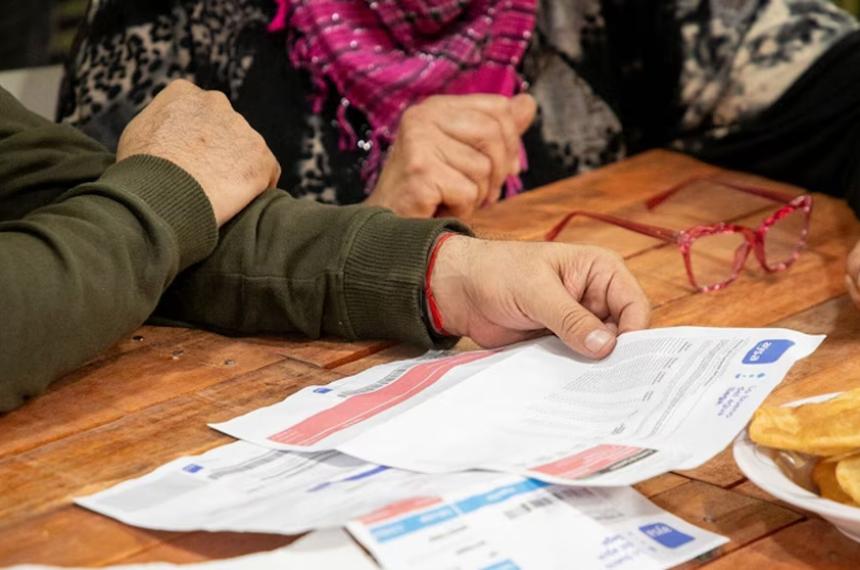 Para un usuario de ingresos medios la boleta de luz promedió los 49462 mientras que la de gas natural se ubicó en torno a los 28025 mensuales