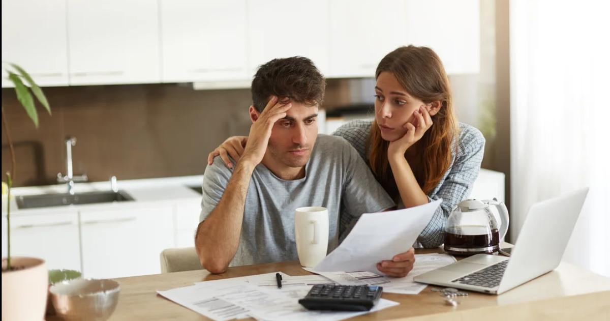 El 84-en-porciento- de los encuestados afirma que sus ingresos pierden frente a la inflación