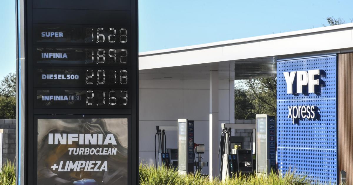 Llenar un tanque de 50 litros con nafta s�per hoy requiere desembolsar m�s de 80000