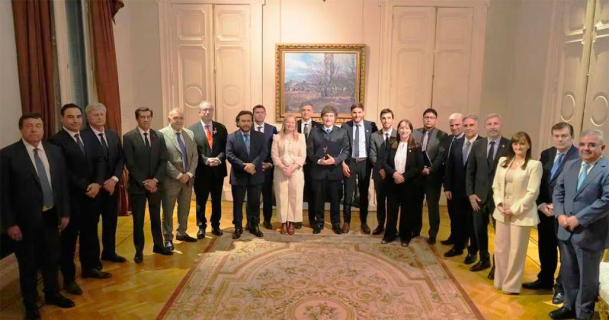 Lluvia de millones en tiempo reacutecord- el Gobierno aceleroacute giros a provincias y ya superan los 47000 millones en marzo