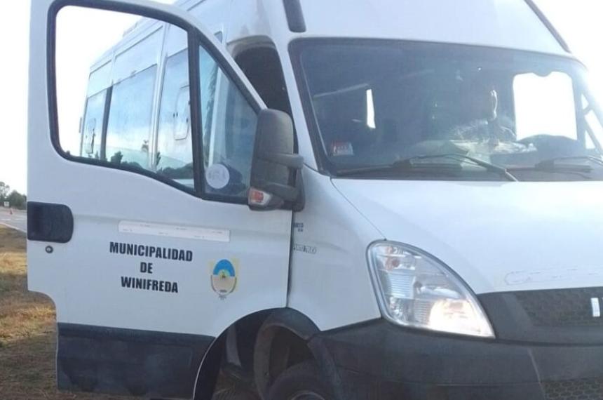 Investigan presunto abuso a un menor en una combi municipal de Winifreda