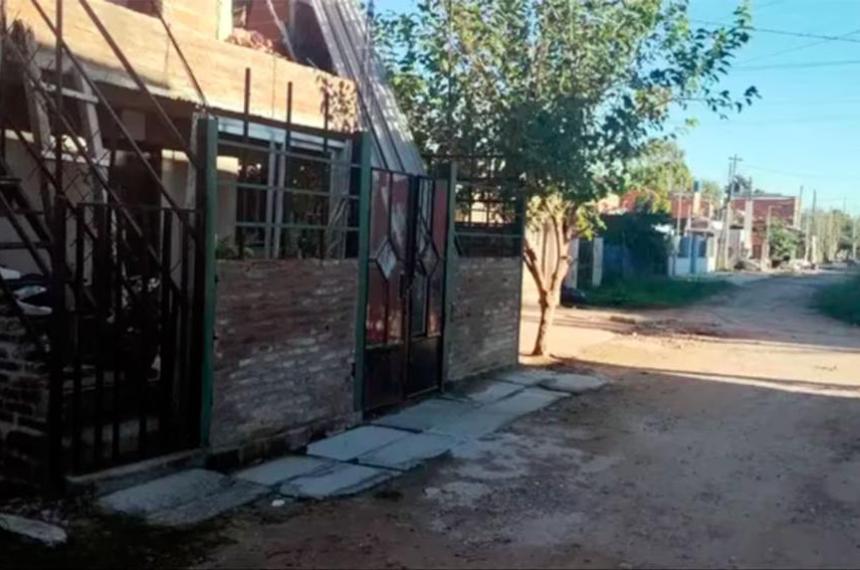 Rosario en shock- un pitbull atacoacute a una nena y tuvieron que asfixiarlo para salvarla