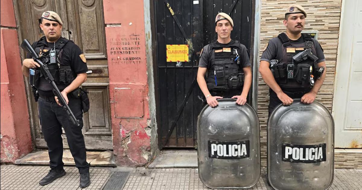 La Policía realiza un desalojo en la Ciudad de Buenos Aires