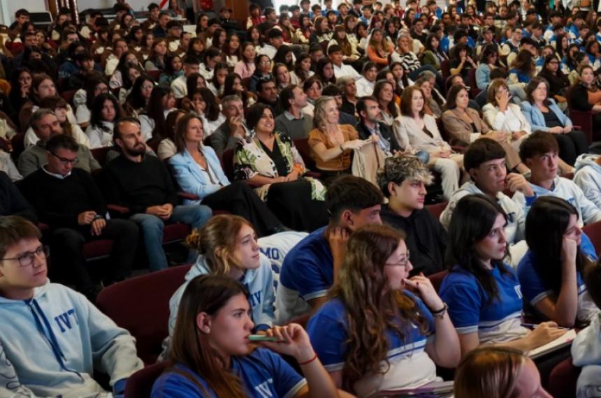 Emprender festejoacute sus cuatro antildeos fortaleciendo la produccioacuten
