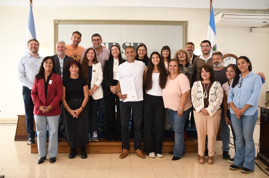 Durante la sesión también se entregaron reconocimientos