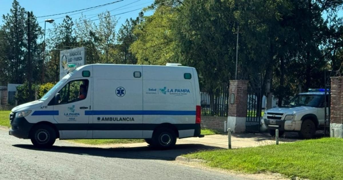 El trabajador herido fue trasladado por el SEM al Hospital Centeno